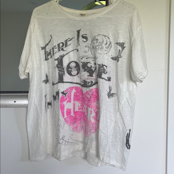 Magnolia Pearl Tops - Magnolia Pearl Aura Love Tee